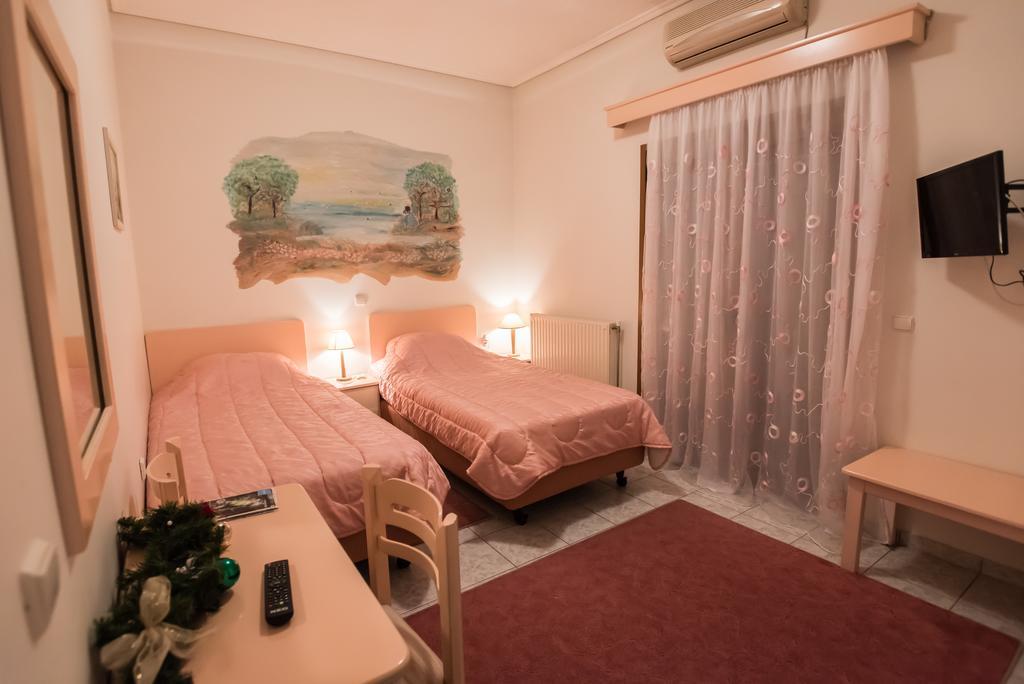 Artemis Hotel Karpenísion Cameră foto